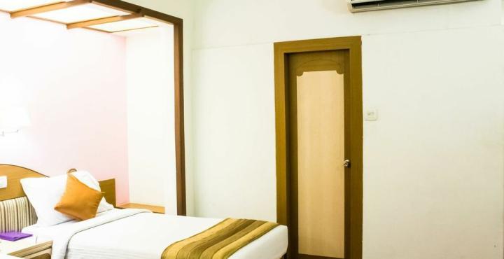 Hotel Park Central Koregaon Park Pune Eksteriør bilde